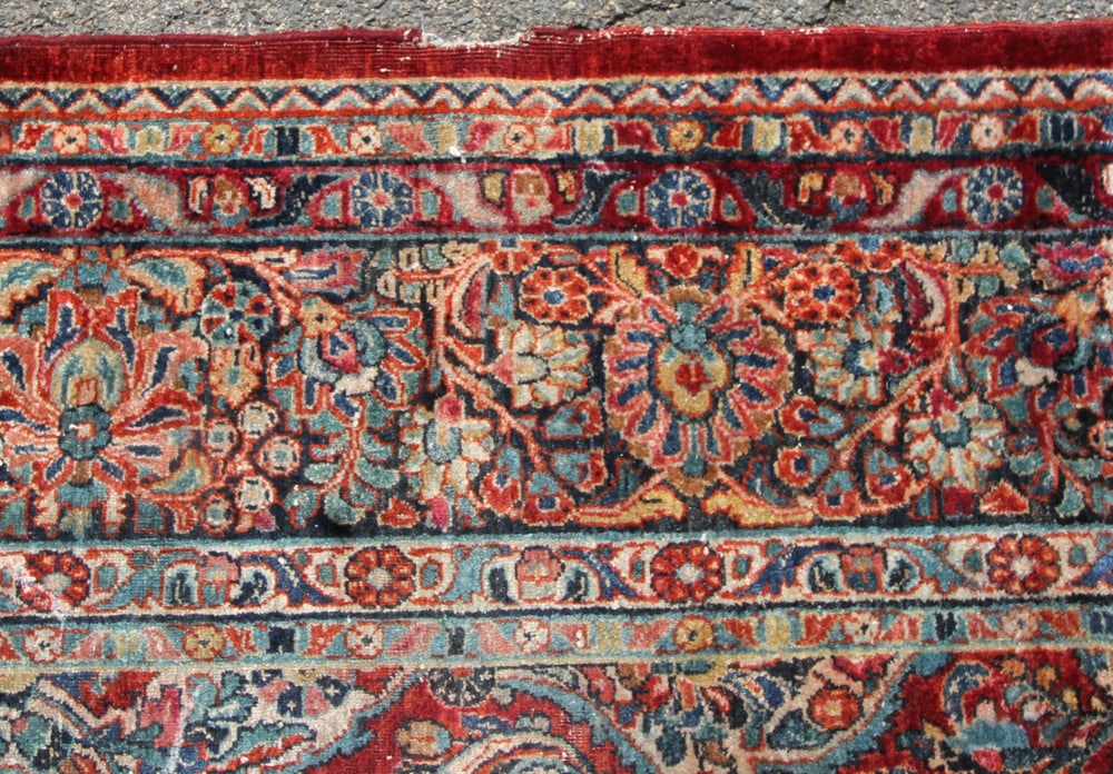 Antique Persian Sarouk Rug - 8