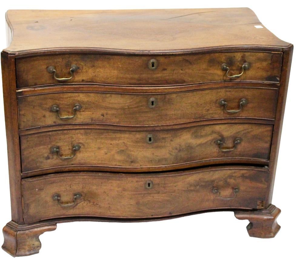 Antique English George II Serpentine-Front Chest (1 of 11)
