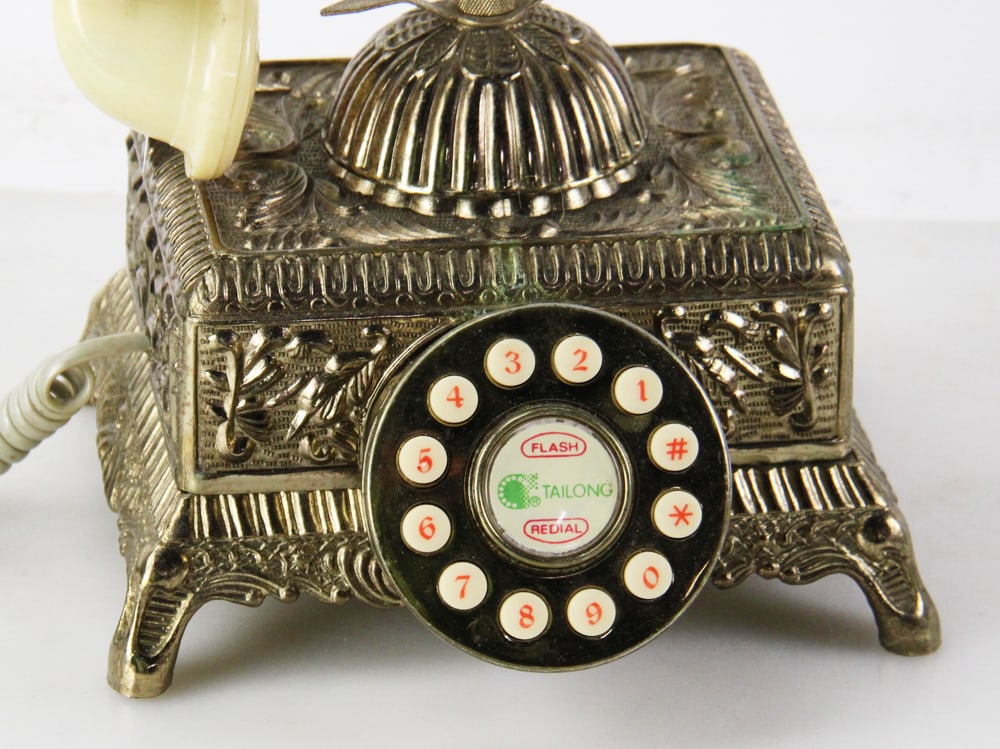 French-style Phone - 3