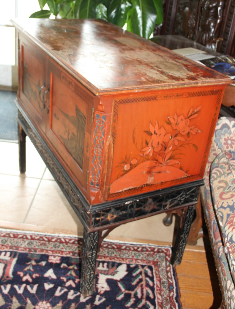 Chinese Chippendale-style Cabinet - 5
