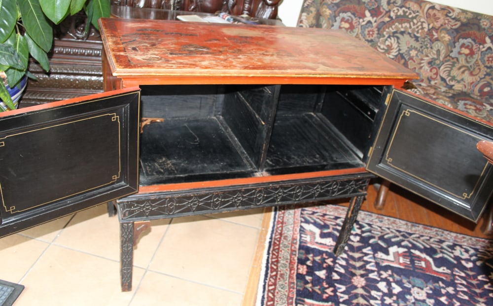 Chinese Chippendale-style Cabinet - 7