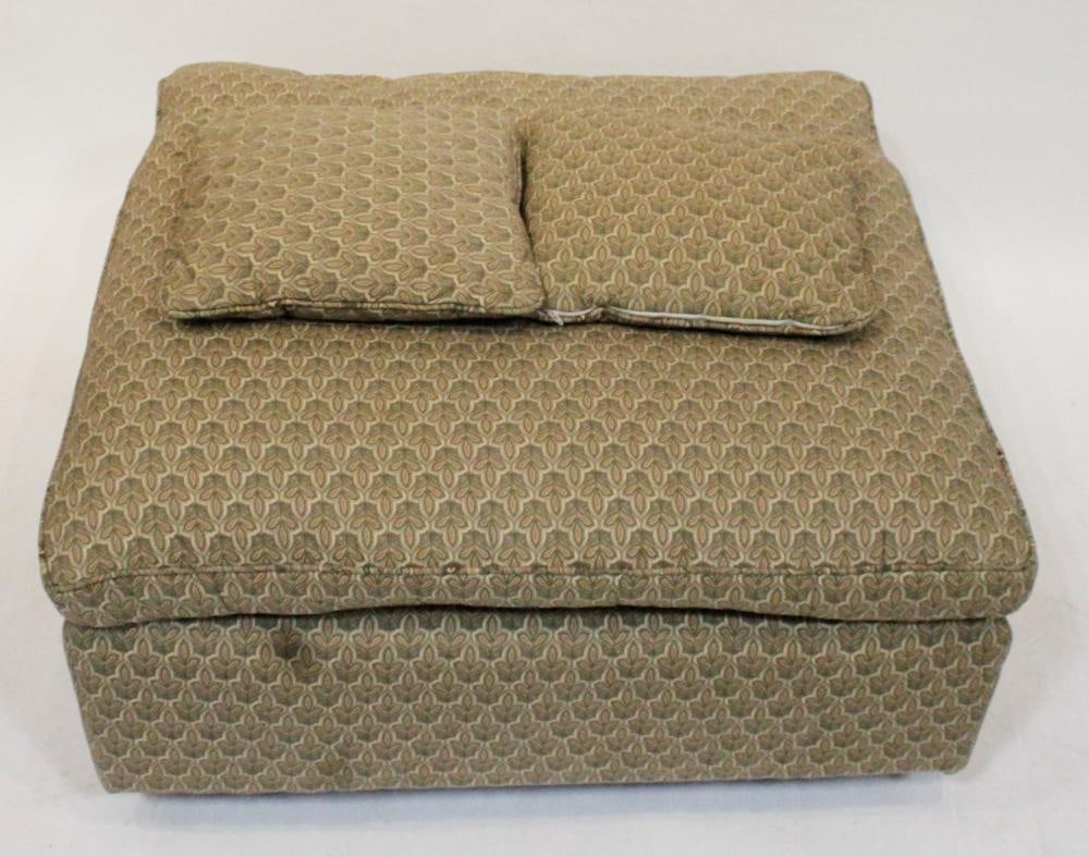 Ottoman with Matching Pillows - 4