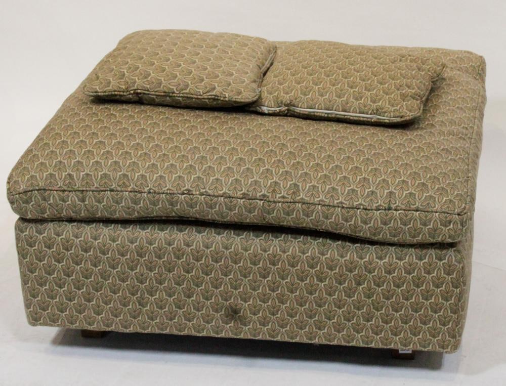 Ottoman with Matching Pillows - 8