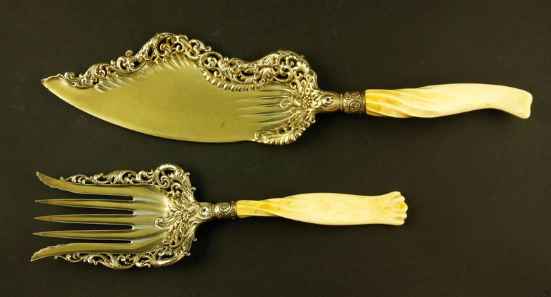 Whiting Sterling and Parcel Gilt Fish Set: Whiting sterling and parcel gilt fish set in the "Ivory" pattern, circa 1890 ivory handles, the "ivory" pattern was designed by Charles Osborne for Whiting in 1890, approximately 9.8 troy oz tw, 14 1/