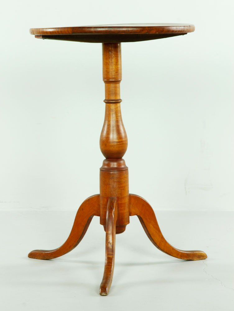Fine Shaker Candlestand: Fine Shaker candlestand with tiger maple top, 25 1/2" h x 17" dia. Provenance: From a Beverly, MA collection.