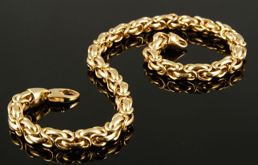 14K "Byzantine" Necklace: 14k yellow gold "Byzantine" link necklace, approximately 2.0 oz/ 36 DWT TW, 17 3/4" l. Provenance: From a Haverhill, MA estate.