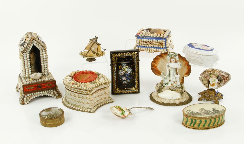 Lot of Boxes and Accessories: Lot of various boxes and accessories, to include: papier mache box inlaid with mother of pearl and hand decorated, cardboard box with print of girl with lamb, box with glass lid decorated with young g