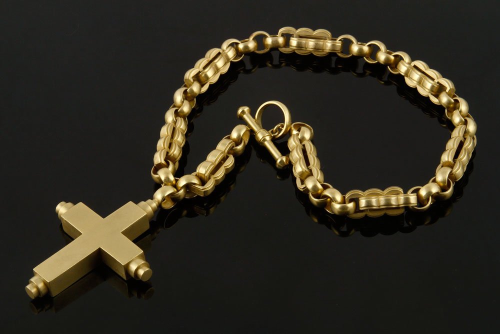 Kieselstein-Cord 18K Gold Necklace: Barry Kieselstein-Cord 18K gold necklace with cross pendant, matte finish, dated 1988, purchased at Bergdorf Goodman, NY, approximately 248 grams TW. Provenance: From a FL estate.