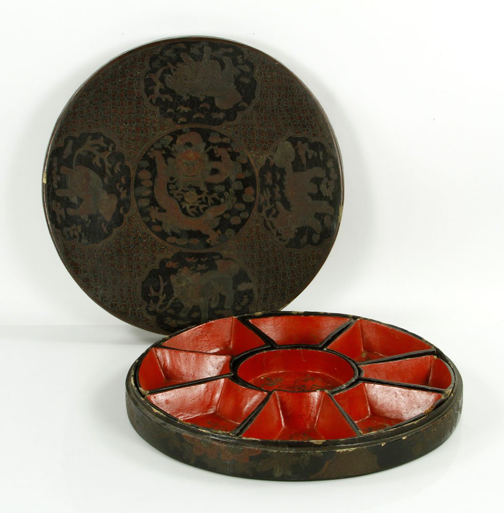 19th C. Chinese Enameled Papier-Mâché Condiment Tray: 19th century Chinese condiment tray, enameled Papier-Mâché, decorated with dragons and other mythical creatures, 2 7/8" h x 15" dia. Provenance: From the Narragansett, RI and Baltimore, MD estates o
