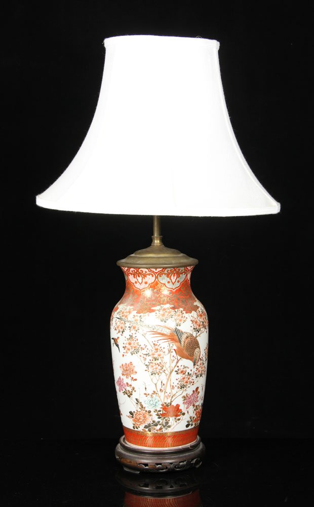 Japanese Kutani Porcelain Lamp