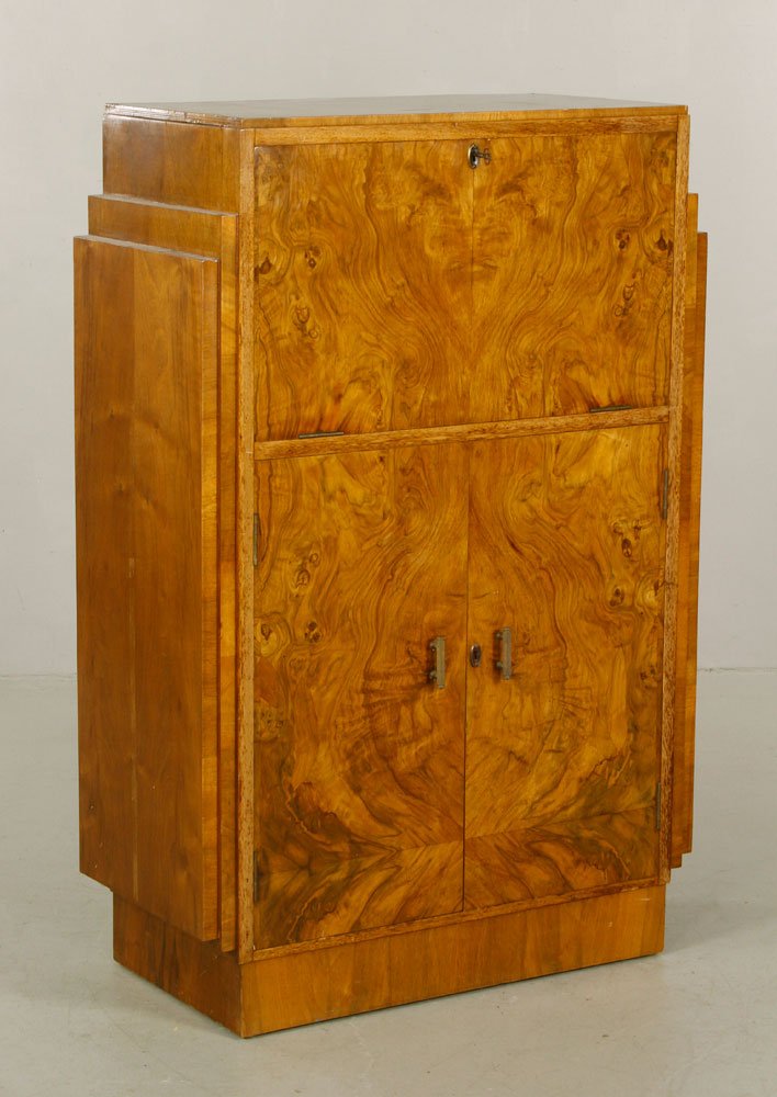 Art Deco Walnut Entertainment Bar: Art Deco walnut entertainment bar, circa 1930, 45" h x 30" w x 14 1/2" d. Provenance: From a Revere, Massachusetts estate.