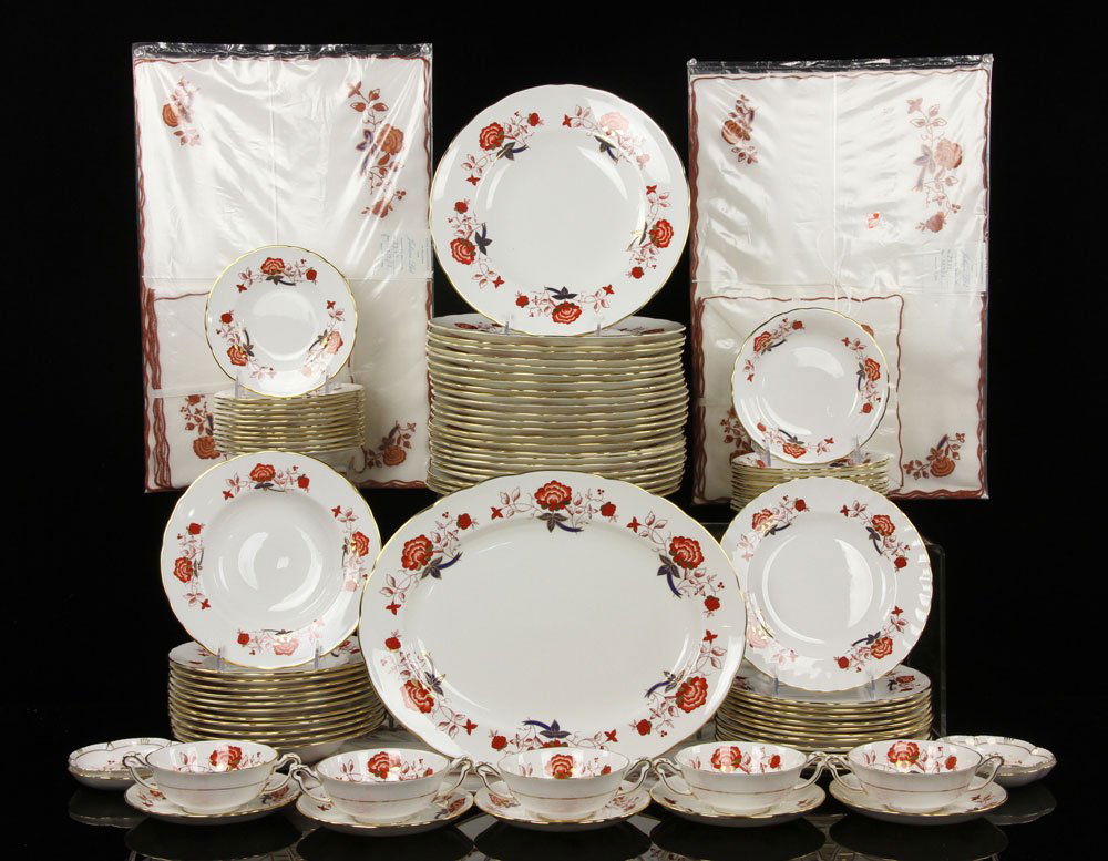 Royal Crown Derby Dinner Service (1 of 4)