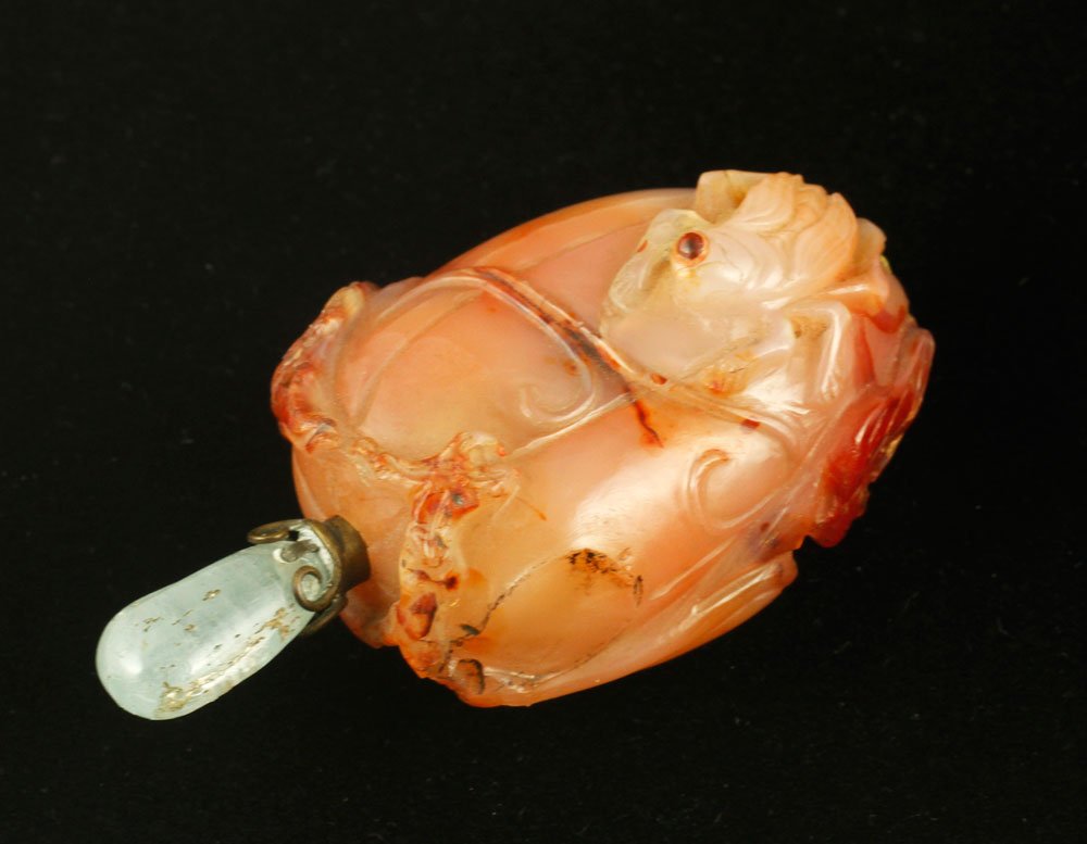 18th/19th C. Chinese Agate Snuff Bottle (1 of 5)