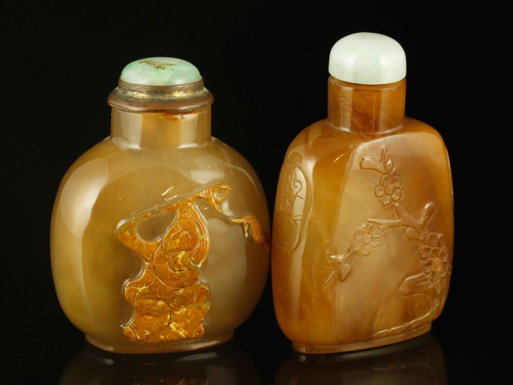 Two 19th C. Chinese Agate Snuff Bottles (1 of 4)