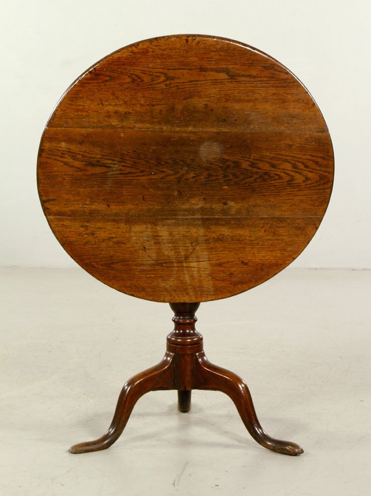 Queen Anne Table, English (1 of 3)
