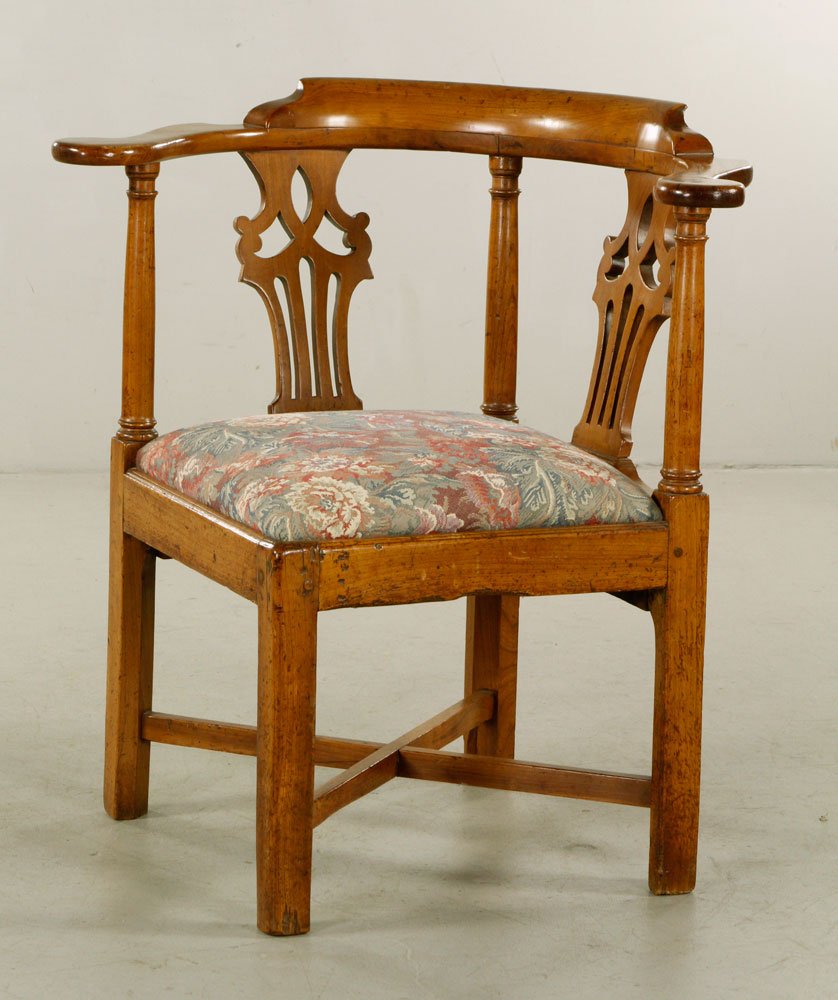 Chippendale Walnut Corner Chair (1 of 4)