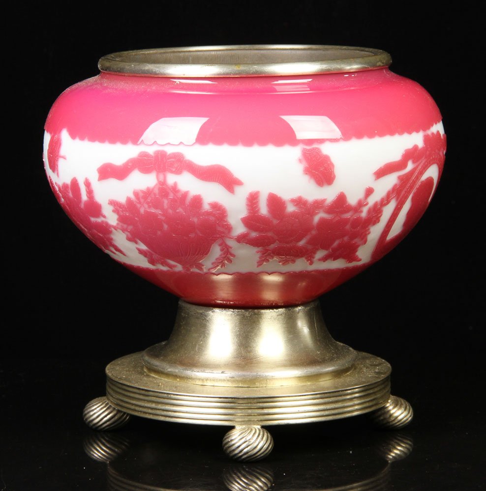 Mt. Washington and Pairpoint Cameo Glass Lamp: Mt. Washington and Pairpoint lamp base, cut cameo glass, signed on base. Provenance: From the estate of the late Harry Reed Everson, an avid collector, from Marblehead, MA.