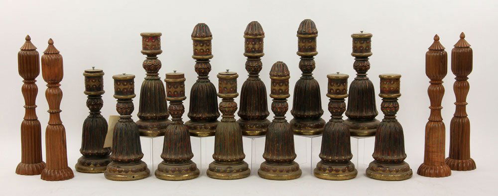 16 Decorative Carved Wood Objects (1 of 4)