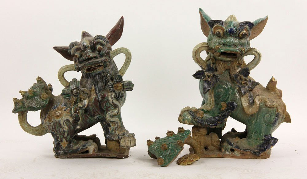 Two Ceramic Foo Dogs (1 of 4)