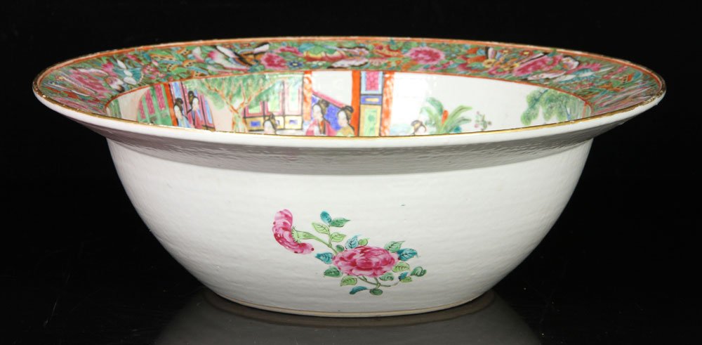 Large Chinese Rose Medallion Bowl (1 of 5)