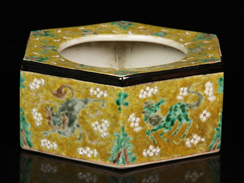 Chinese Brush Washer: Chinese brush washer, hexagonal shape, with Qing Kangxi mark on rim, 3 1/2" h x 8 1/2" w.