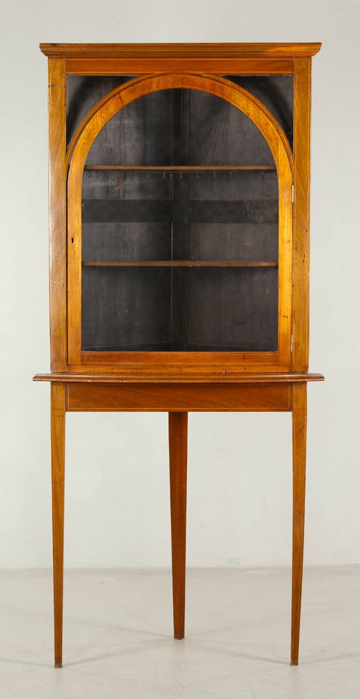 Hepplewhite Style Corner Display Case with Stand: American Federal Hepplewhite-style corner display case and stand, mahogany, with string inlay, 73 3/4" h x 34 1/2" w x 18" d. Provenance: From a Massachusetts estate.