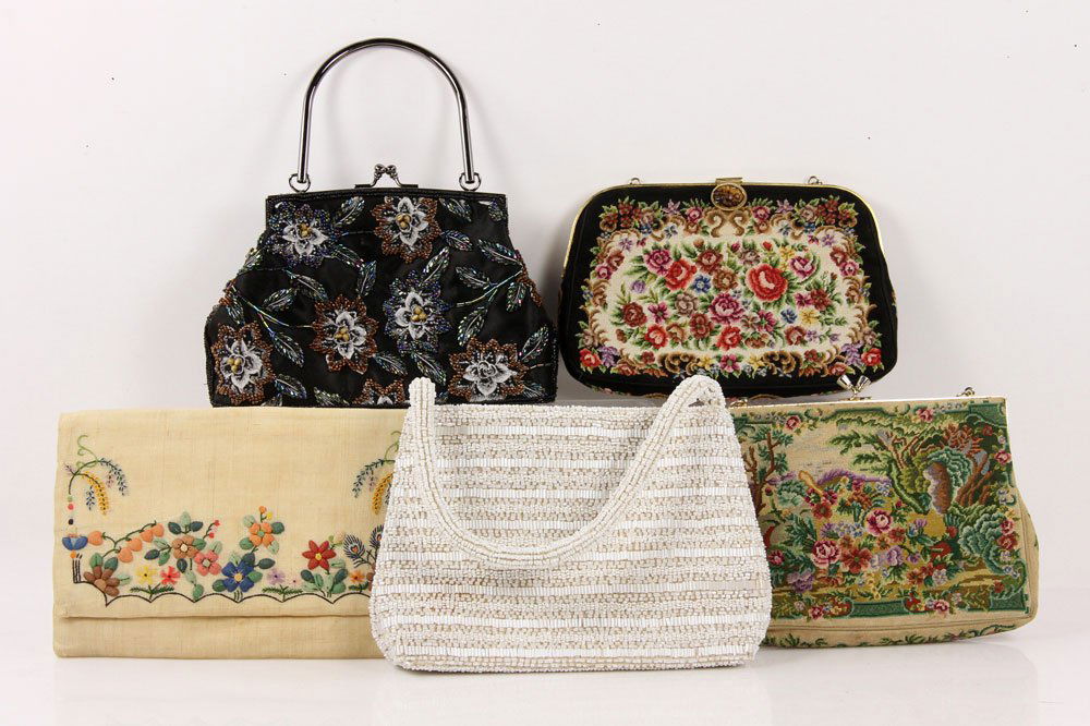 Lot of Vintage Handbags (1 of 4)
