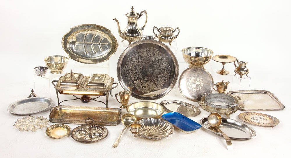 Lot of Silver Plate Items (1 of 5)