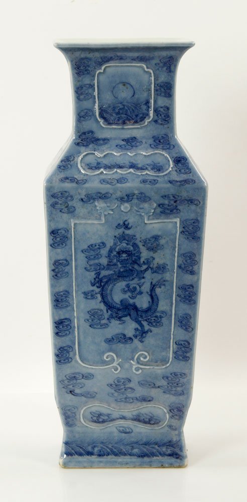 Chinese Ming Dynasty Blue and White Vase: Chinese blue and white vase, Ming Dynasty, porcelain, decorated with dragon motif, 17" h x 6 1/2" w; good condition. Provenance: From a New York estate.