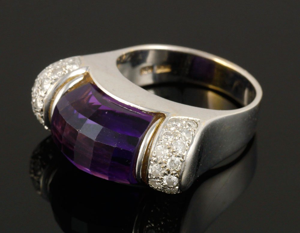 Ladies' 18K Gold, Diamond and Amethyst Ring (1 of 4)