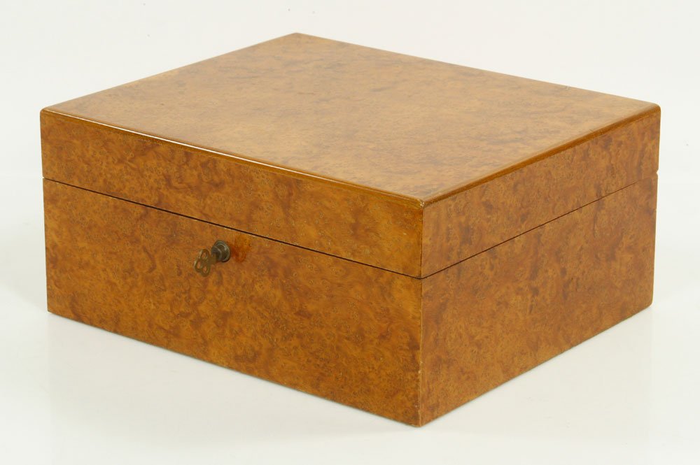 Dunhill Burlwood Humidor (1 of 4)