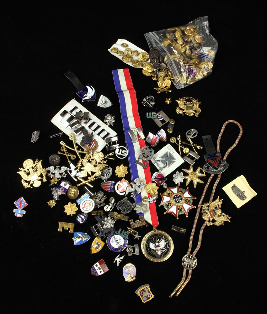 Lot of Military Buttons and Insignia: Lot of military buttons and insignia. Provenance: From the estate of film, television and stage performer Raymond Kyle-Koscuik. Originally from New York, Kyle settled in West Hollywood, California dur