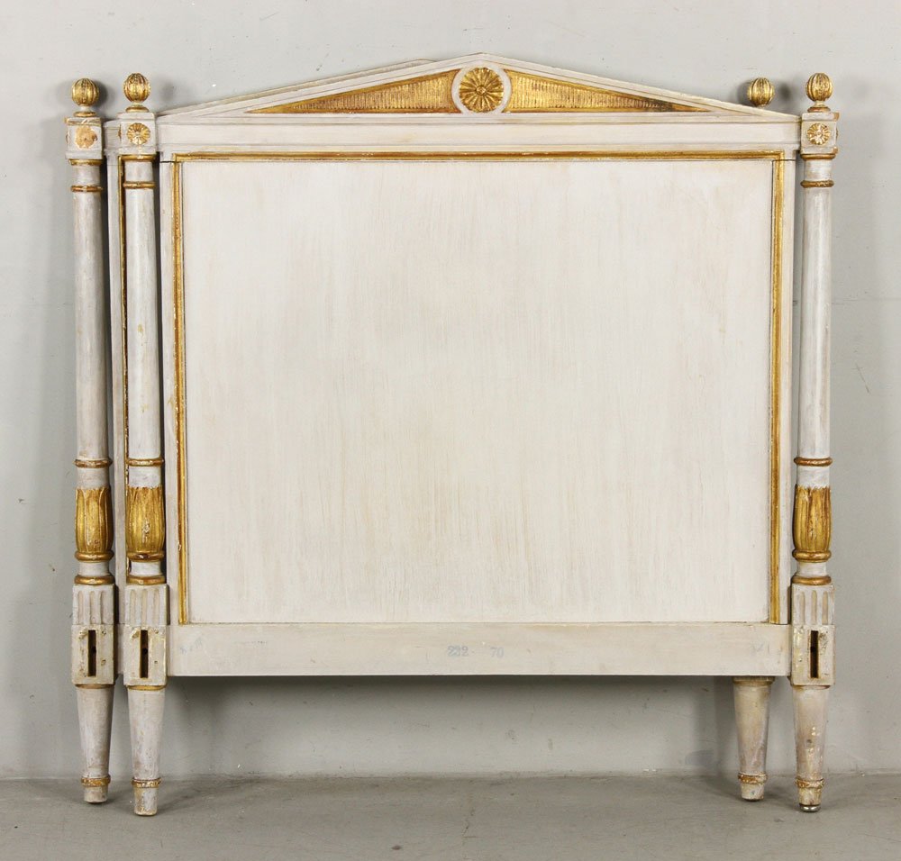 French Day Bed: French day bed, grey painted and gilt wood, 45 1/2" h x 42" w. Provenance: from the estate of Baroness Mary McFall de Gunzburg of New York City, New York and Miami Beach, Florida.