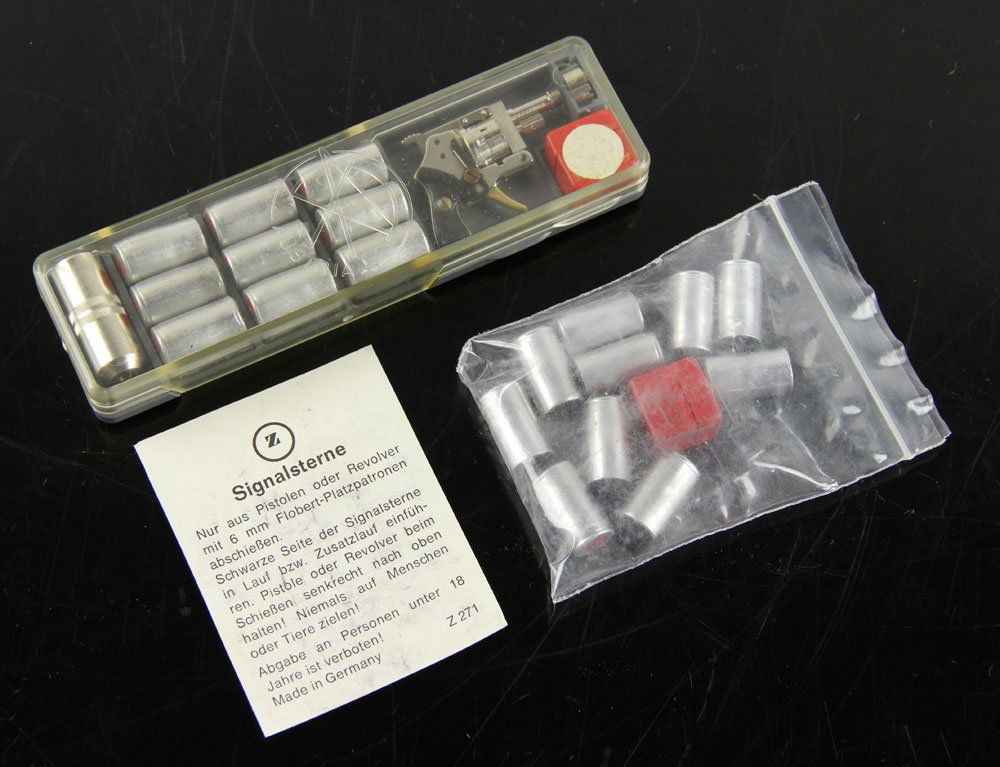 Xythos Pinfire Flare Gun: Austrian Xythos Pinfire flare gun, with extra flares, in original case, gun 1 1/8" h x 1 1/2" w, case 1 1/2" h x 5" w, all in small beige box.