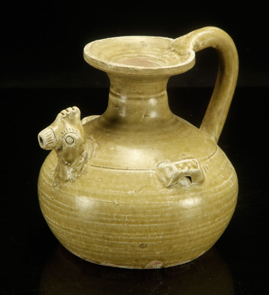 Southern Dynasties Chinese Pottery Teapot (1 of 7)