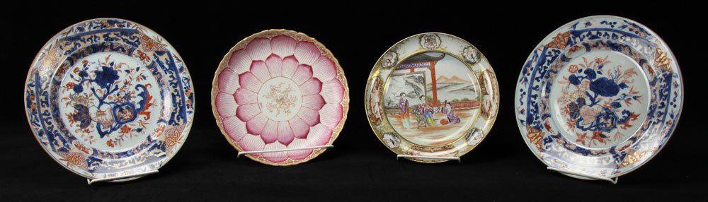 Four Chinese Export Porcelain Plates (1 of 10)