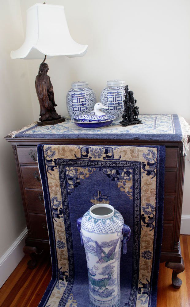 Lot of Asian Items (1 of 10)