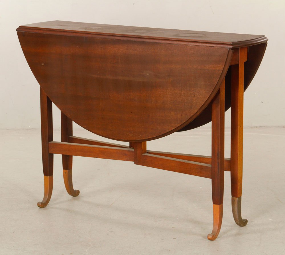 Federal Hepplewhite Drop Leaf Table: Federal Hepplewhite drop leaf tuck-away table, mahogany, having fiddle feet, 28 1/2" h x 40" w (open). Provenance: From a Massachusetts estate.