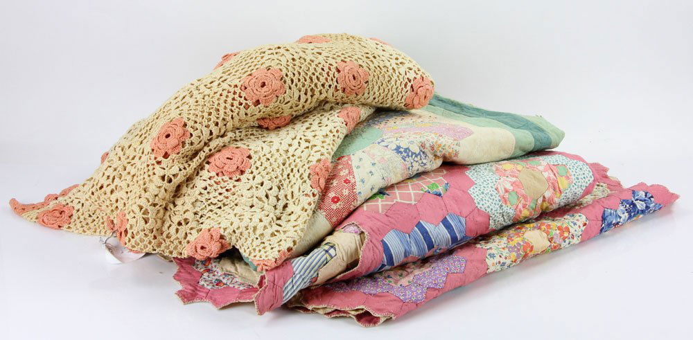 Four Late 19th C. - Early 20th C. American Quilts (1 of 10)