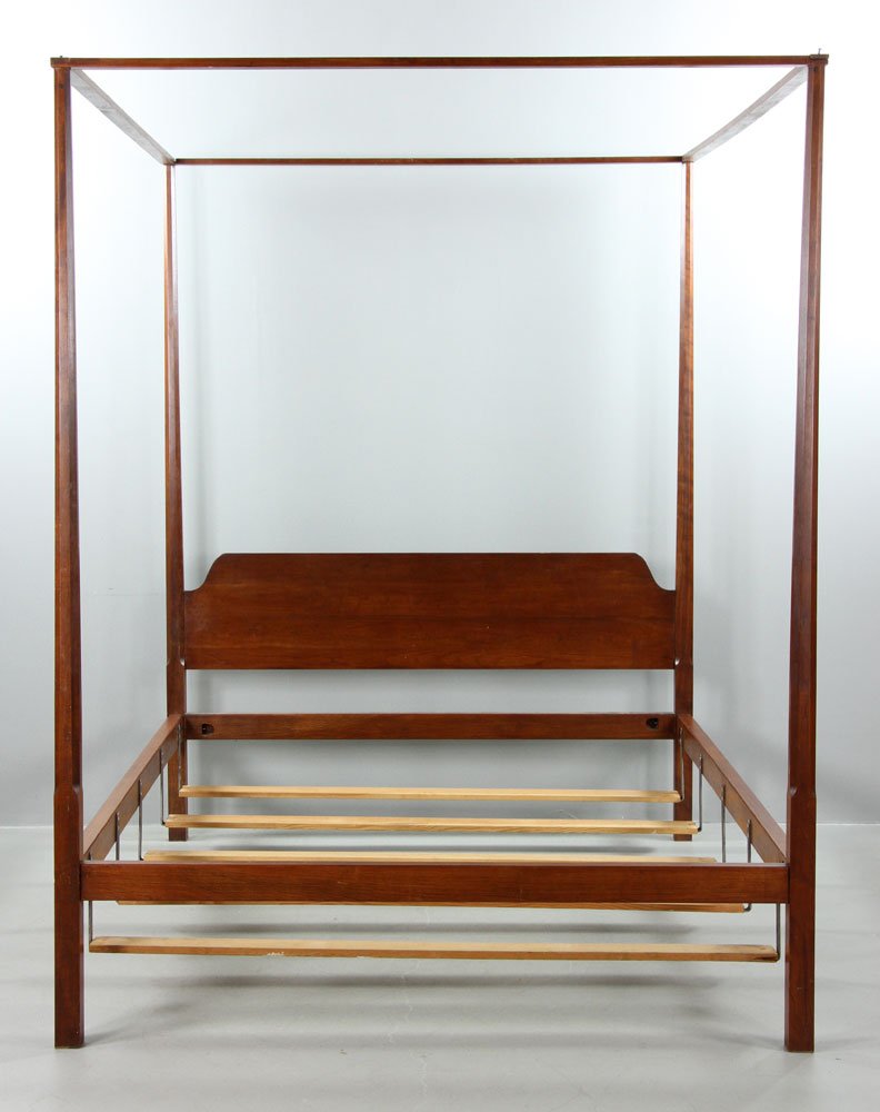 Shaker Style Cherry Pencil Post Canopy Bed (1 of 7)