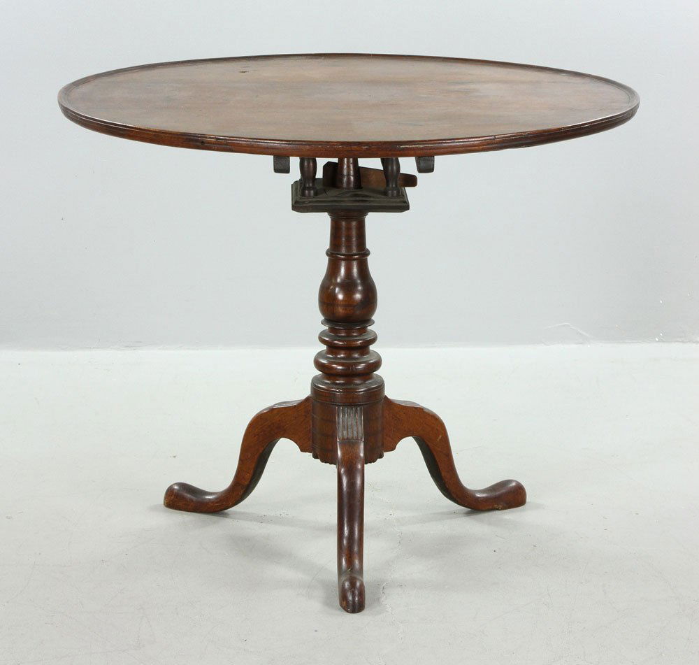 18th C. American Rhode Island Walnut Tea Table (1 of 10)