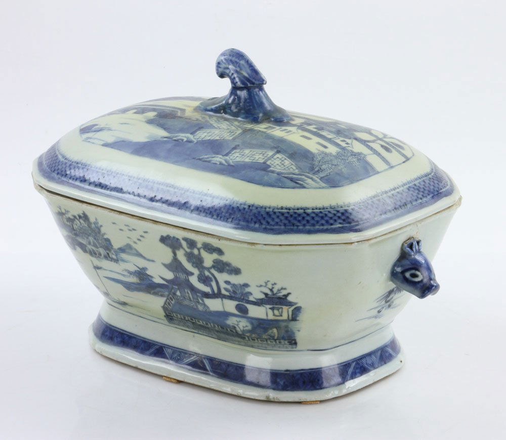 19th C. Chinese Canton Covered Tureen (1 of 9)