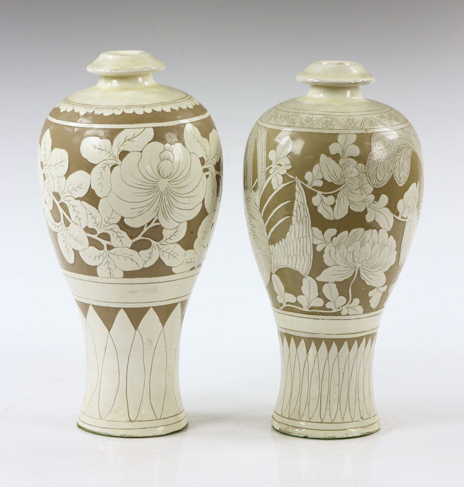 Pr. Chinese Pottery Vases (1 of 6)