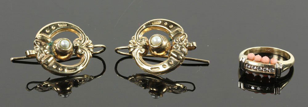 14K Gold, Coral and Diamond Ring with Earrings (1 of 7)