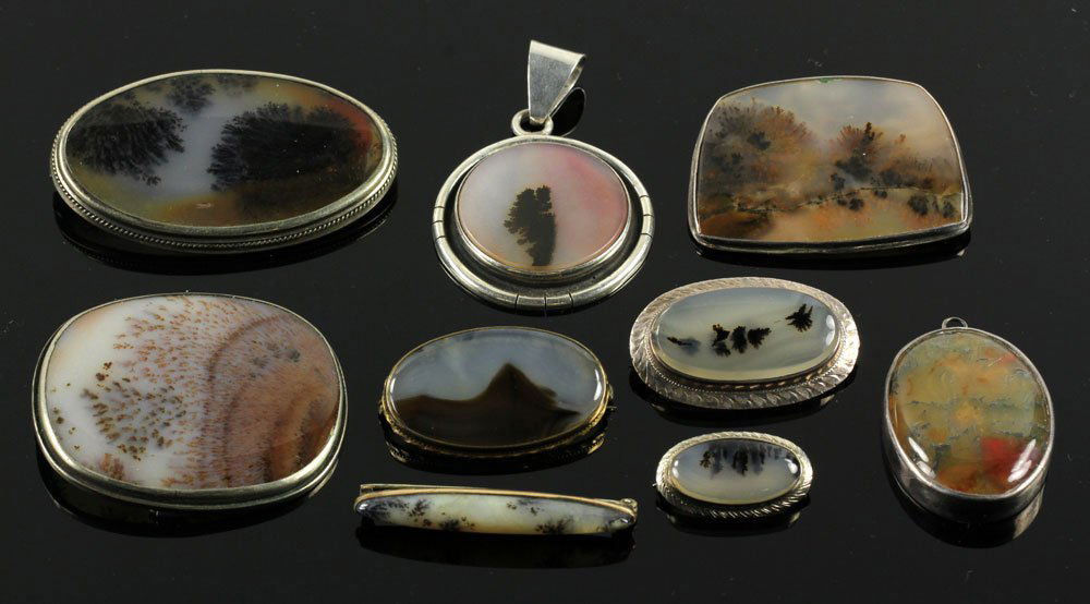 9 Moss Agate Brooches and Pendants (1 of 6)