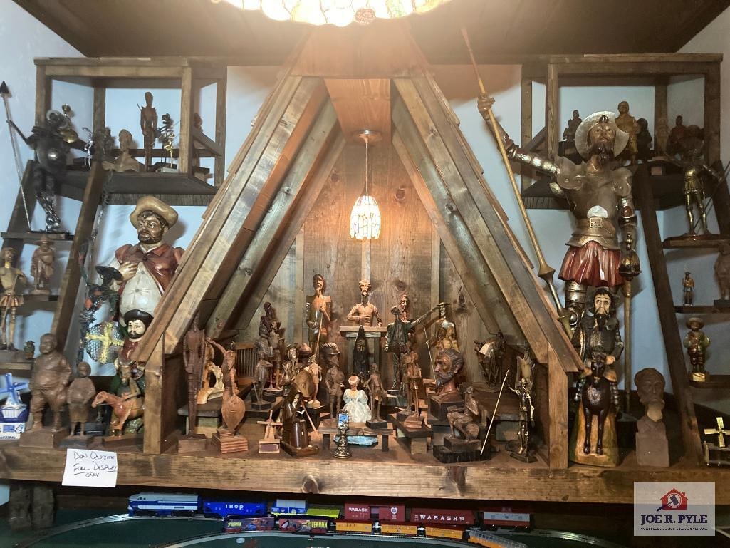 Don Quixote collection wood, plaster, metal, etc not the train: Don Quixote collection wood, plaster, metal, etc not the train