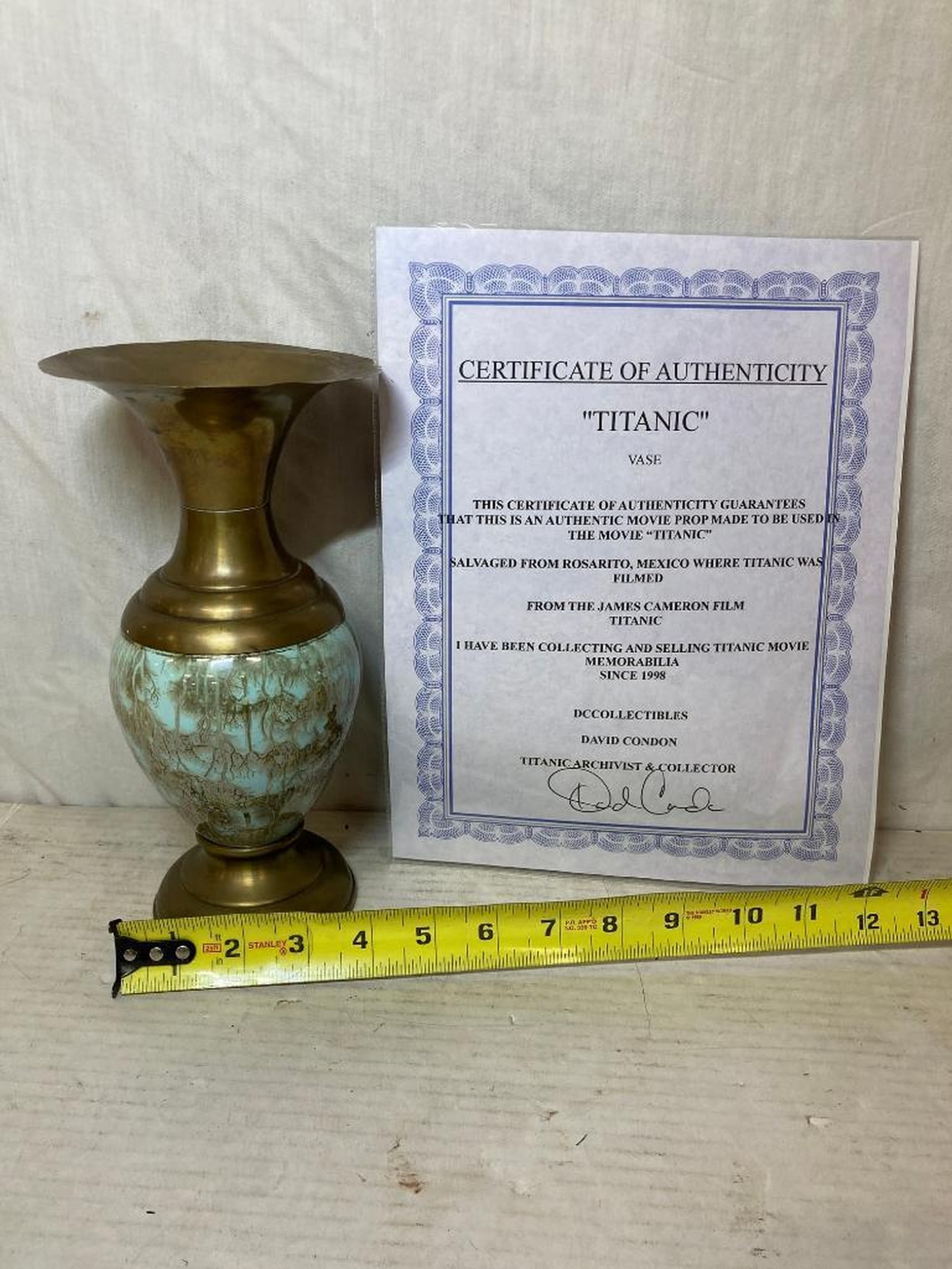 Titanic Vase movie prop With Certificate of Authenticity: Titanic Vase movie prop With Certificate of Authenticity