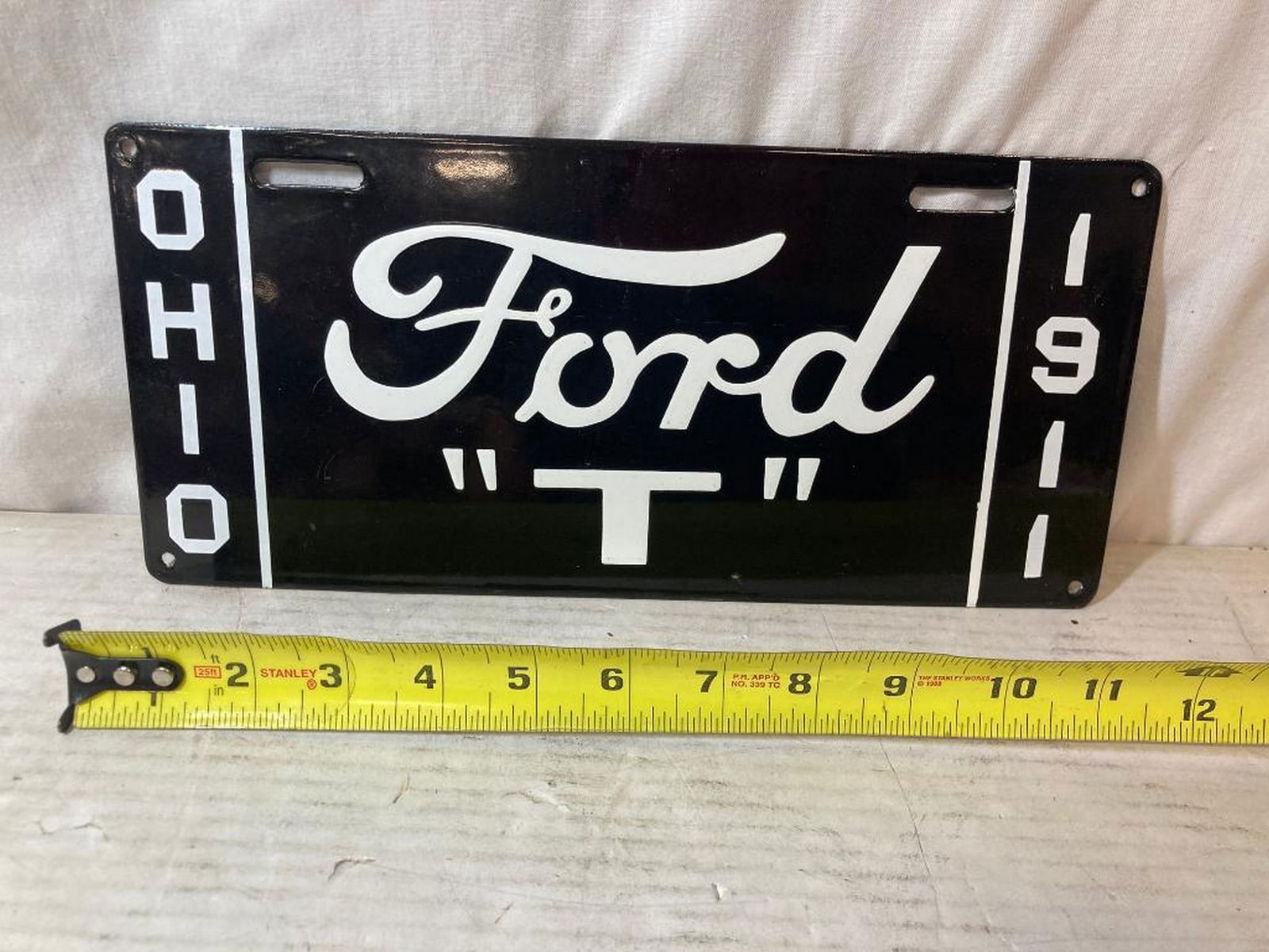 1911 "Ohio Ford "T" Porcelain License Plate: 1911 "Ohio Ford "T" Porcelain License Plate