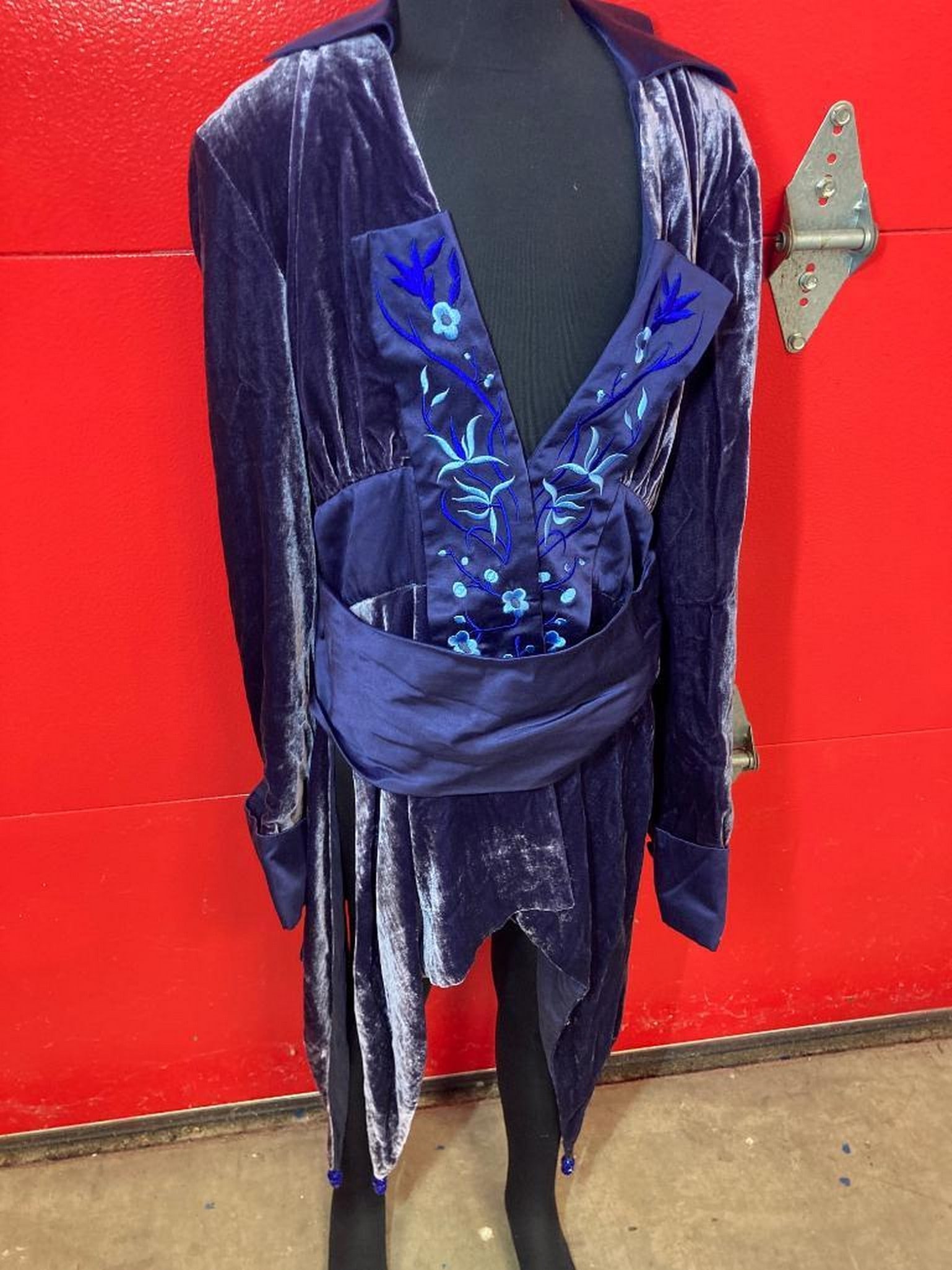 1997 "Titanic" J.Peterman Rose's Titanic Flying Coat Movie Prop (1 of 5)