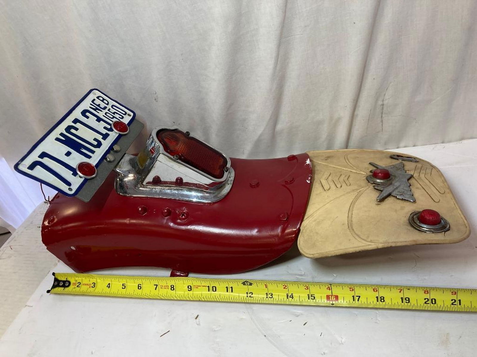 1950 HD Panhead Fender & 1950 Nebraska MC License Plate (1 of 3)